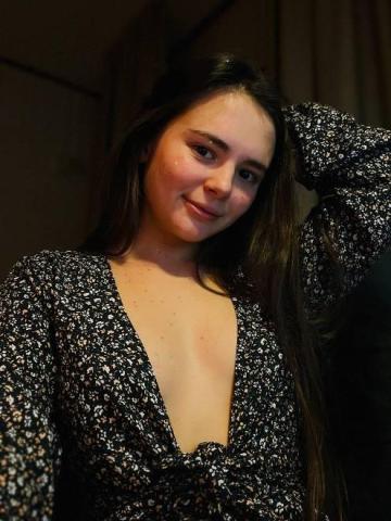 Милена Новенькая Студентка фото 2